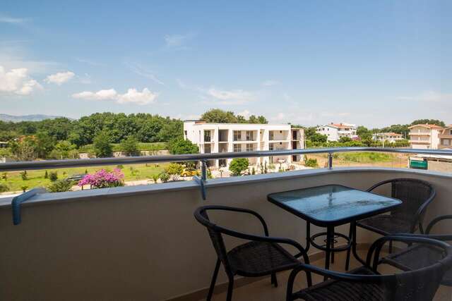 Апартаменты Apartman De Lux Vetprom Den Улцинь-21